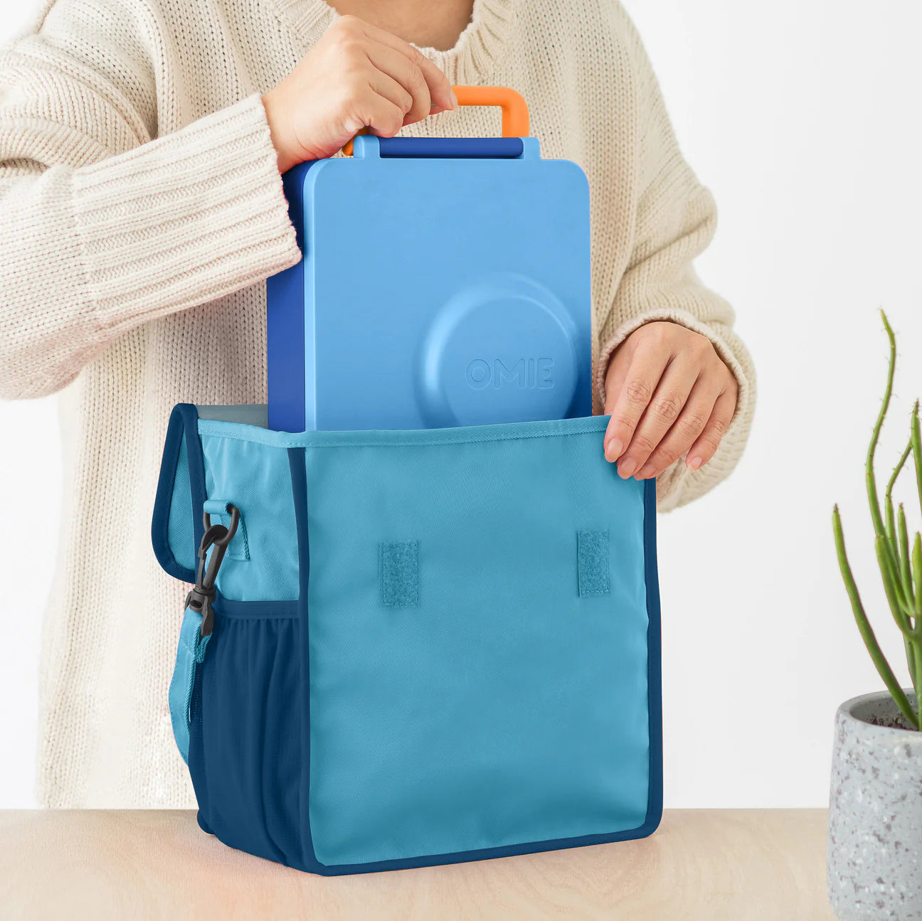 Omie Tote - available in 4 colors