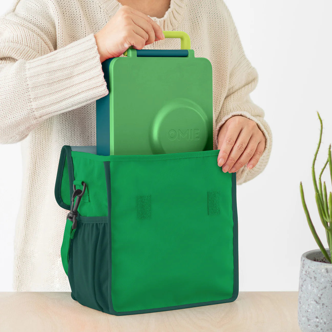 Omie Tote - available in 4 colors
